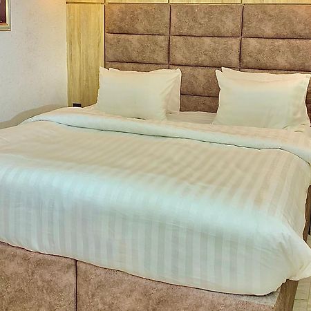 Prince Xclusive Royale Hotels Awka Екстер'єр фото
