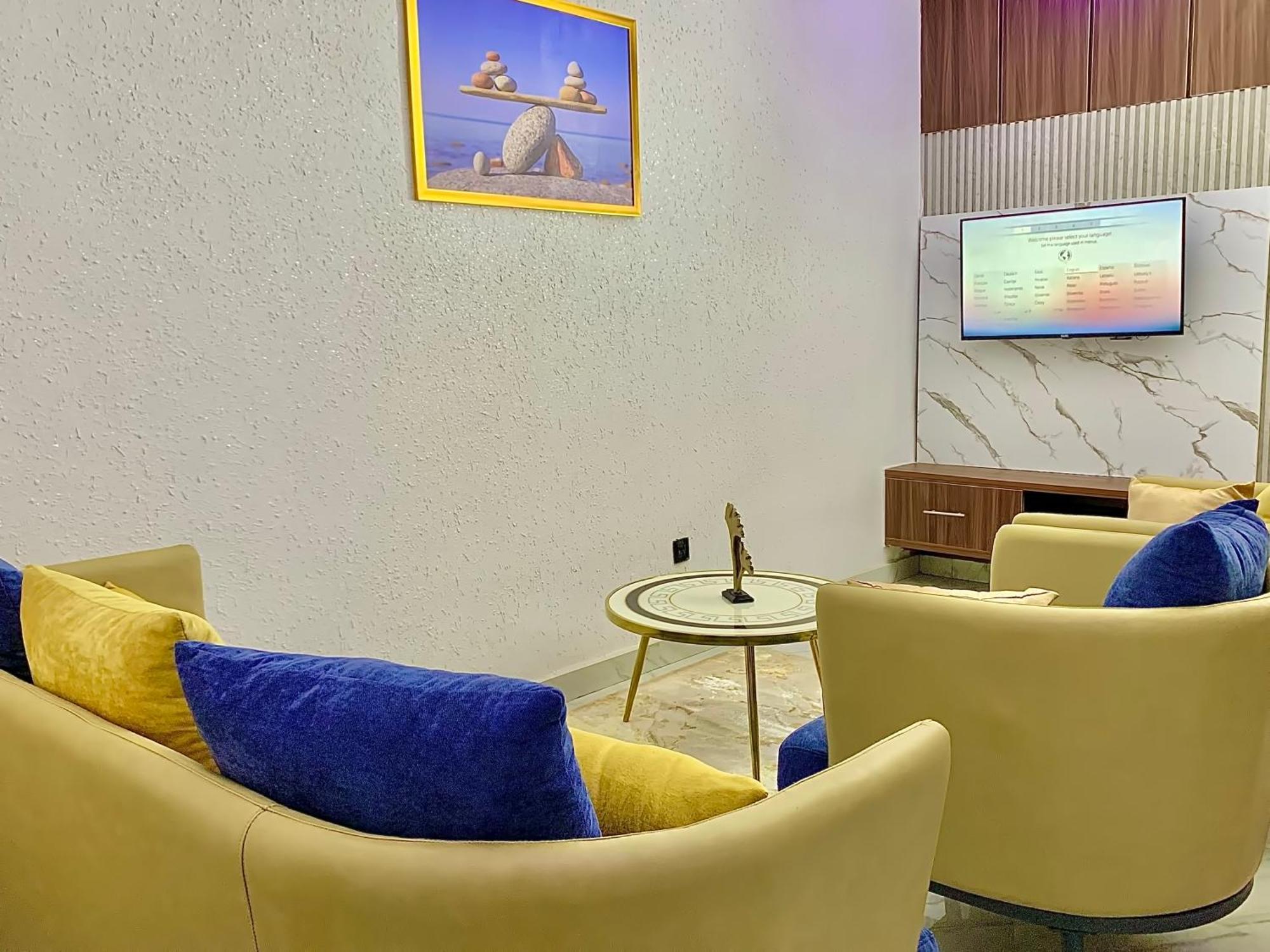 Prince Xclusive Royale Hotels Awka Екстер'єр фото