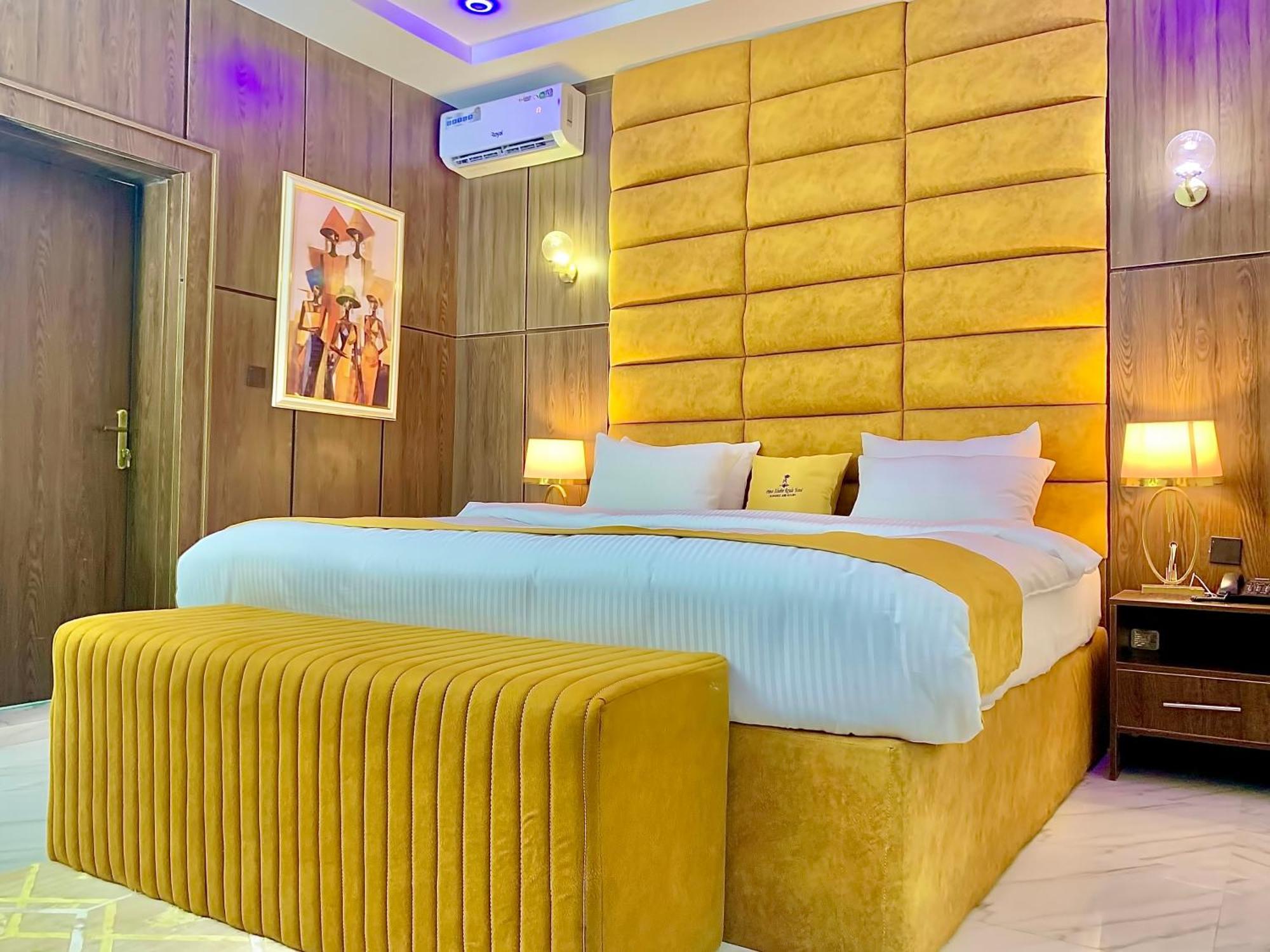 Prince Xclusive Royale Hotels Awka Екстер'єр фото