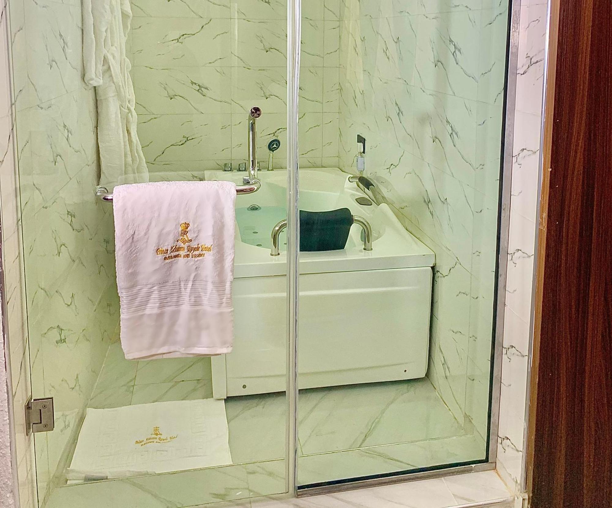 Prince Xclusive Royale Hotels Awka Екстер'єр фото