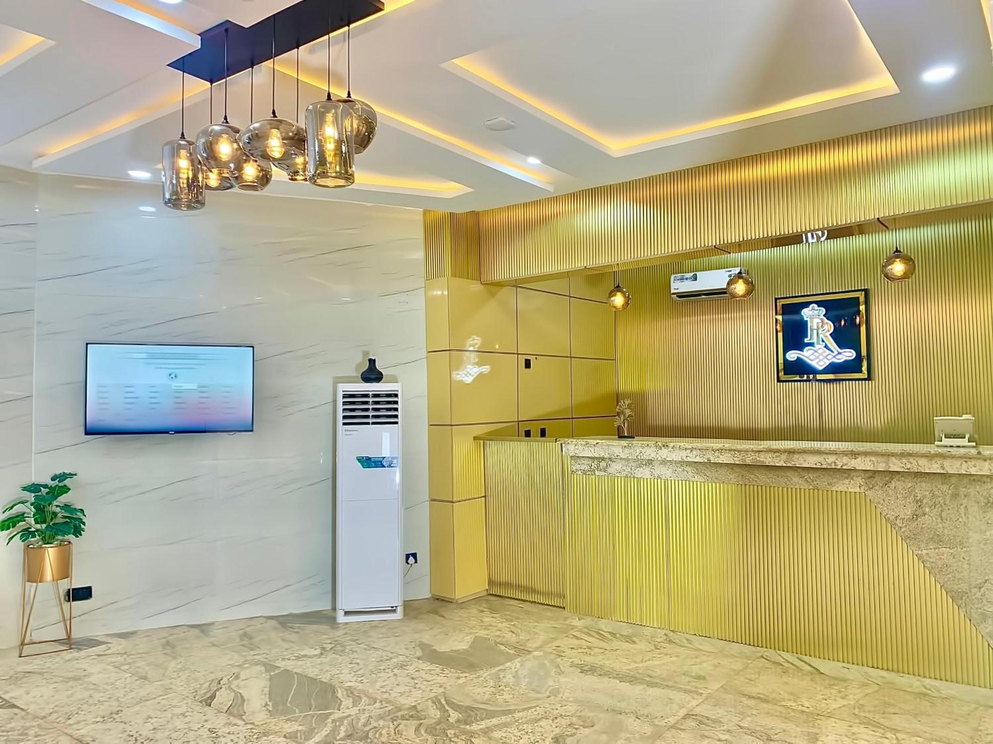 Prince Xclusive Royale Hotels Awka Екстер'єр фото