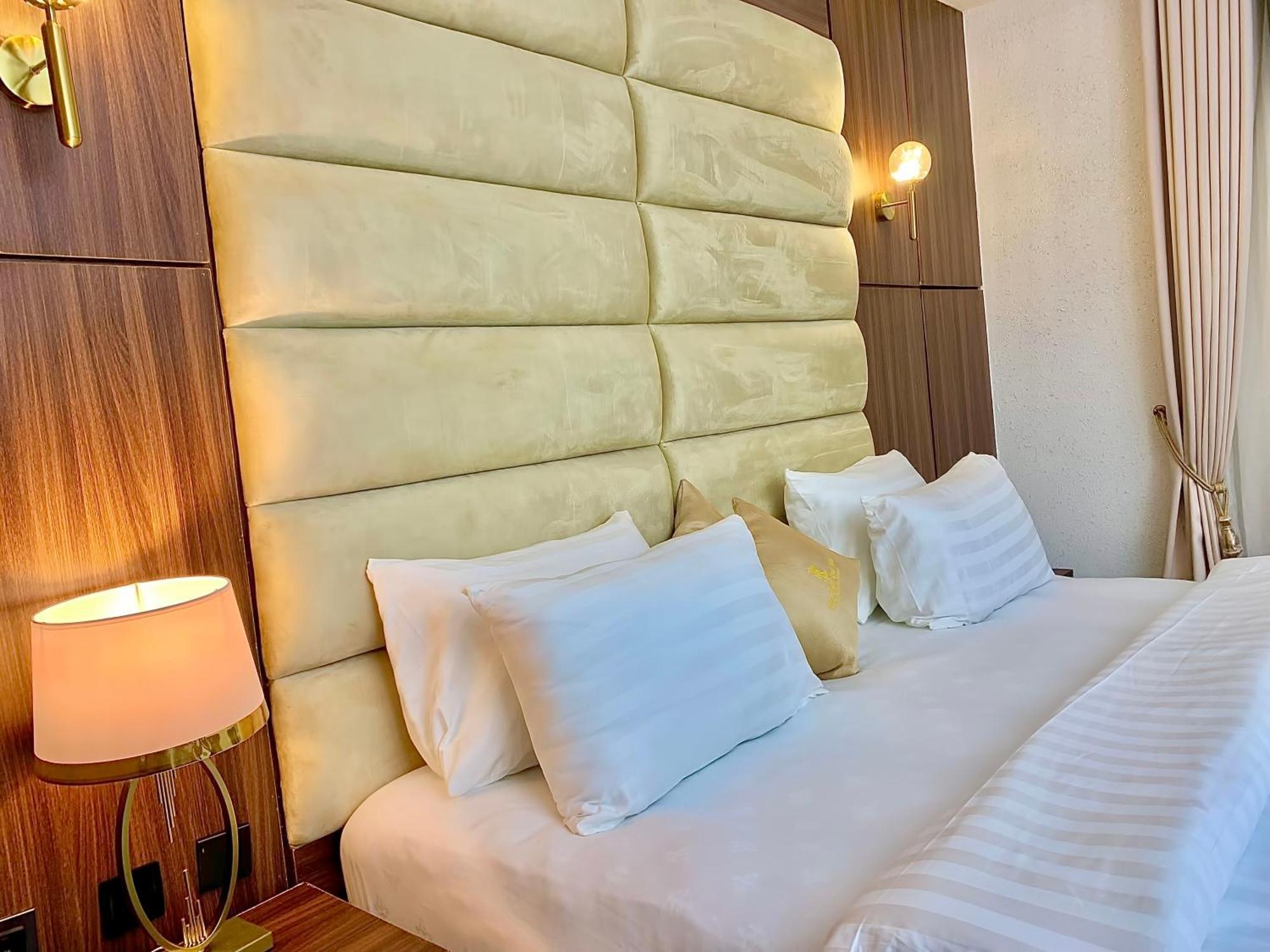 Prince Xclusive Royale Hotels Awka Екстер'єр фото