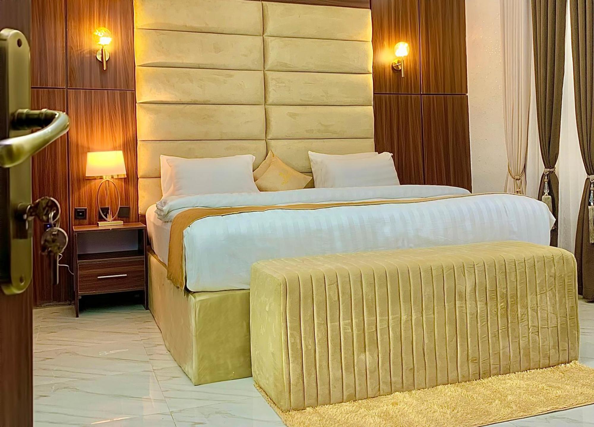 Prince Xclusive Royale Hotels Awka Екстер'єр фото
